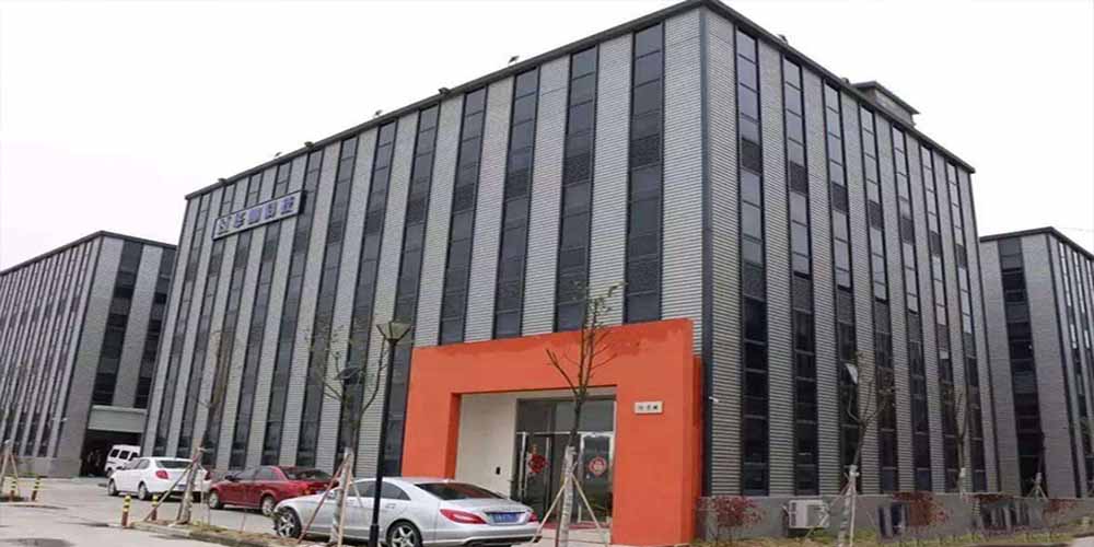 寧夏 ** 石化有限公司用高服自動(dòng)排渣過濾機(jī)給液蠟去色、除雜